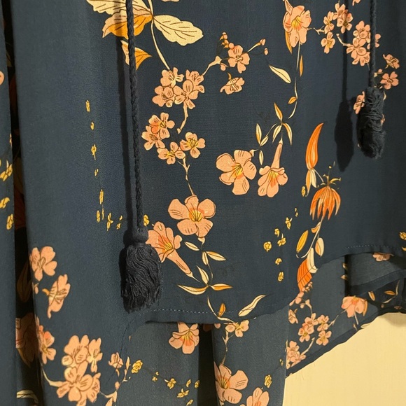 BB Dakota - Chiffon Tank Blouse - Picture 2 of 5